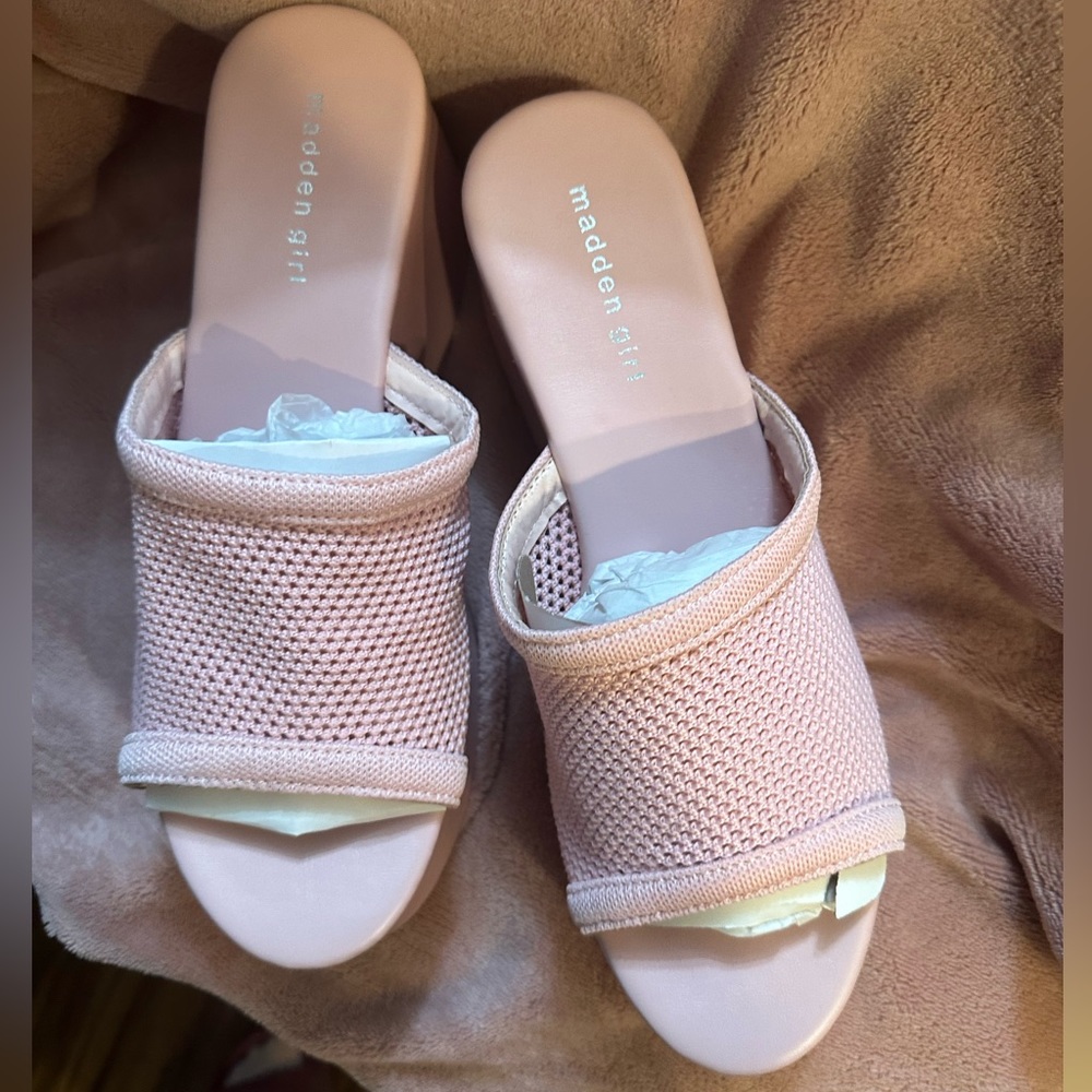 Madden girl Women’s sandal